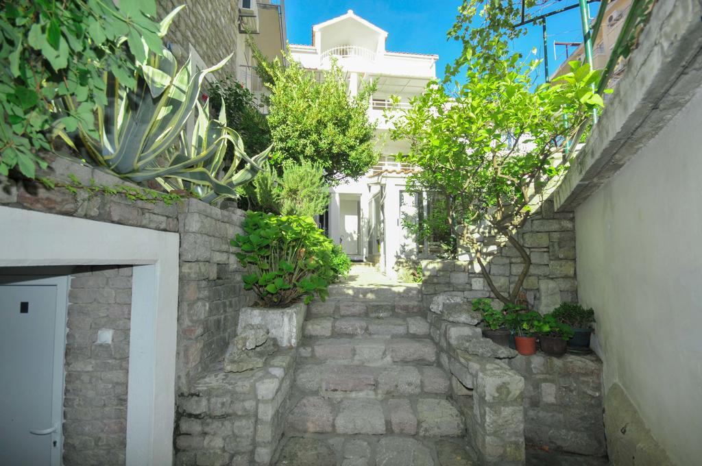 Apartments Milos Kaladjurdjevic Budva Exterior foto